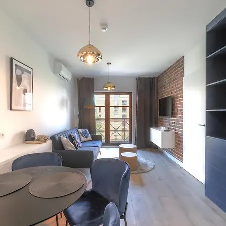 Centrum Blisko Starego Miasta Z Widokiem Na Rzeke