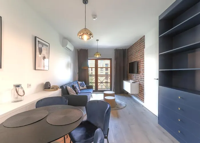 Centrum Blisko Starego Miasta Z Widokiem Na Rzeke